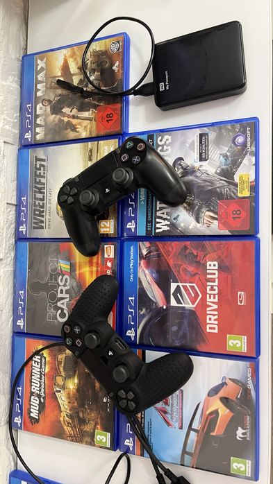 Ps4 pro modat + 2 manete