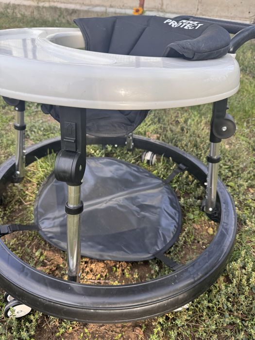 Проходилка и Уокър