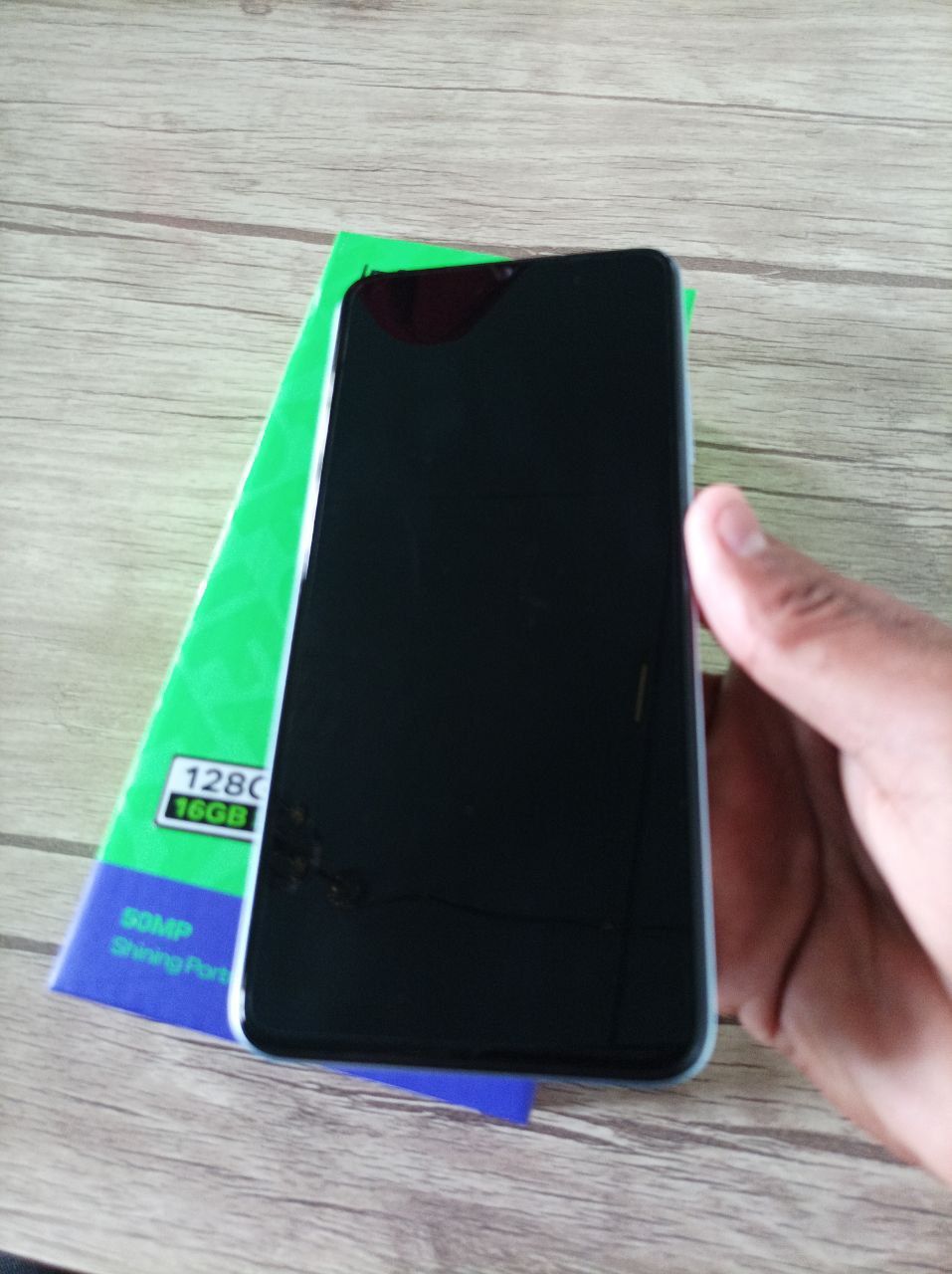 Infinix Hot 30i 16ga 128 xotira