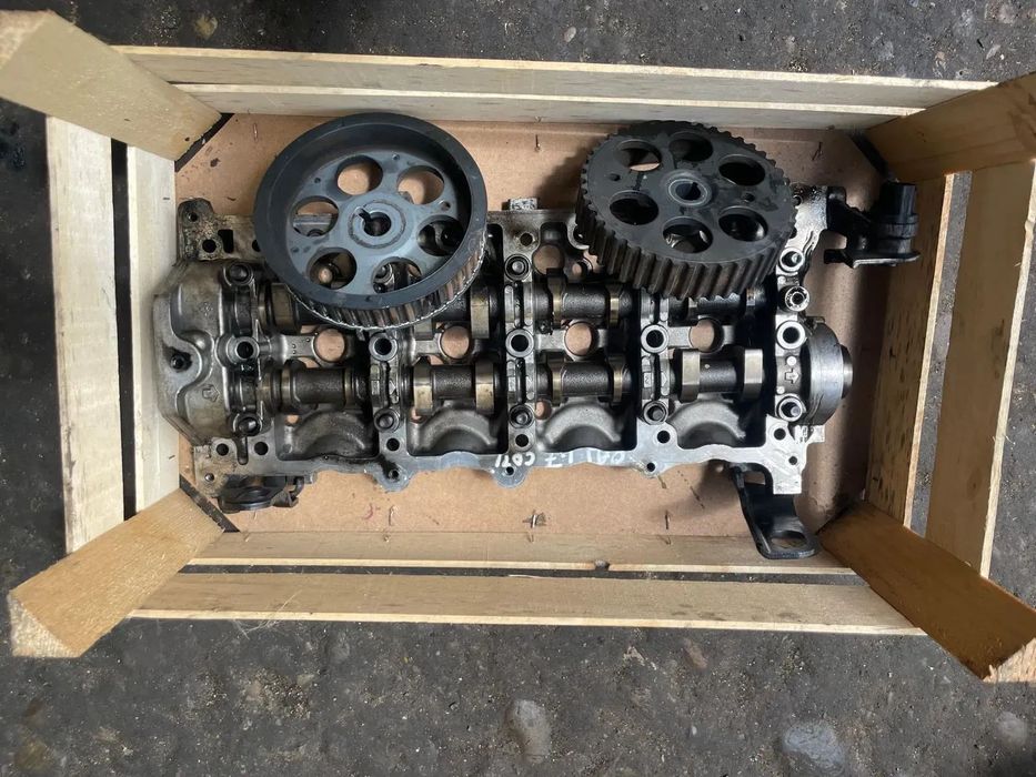 Semi chiuloasa cu axe came motor 1.7 cdti diesel E5 Opel Astra J   A17DTR 2012