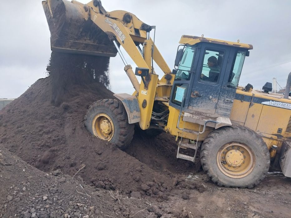 Услуги погрузчика,вывозим снег, уборка снега,чистка снега,Астана снег.