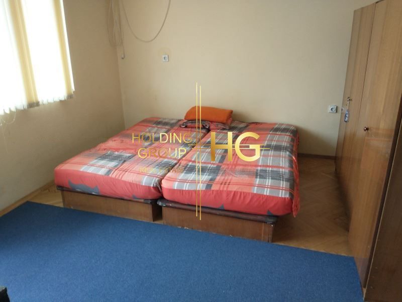 Продава се Четиристаен апартамент в Варна, Център - 110 кв.м за 2435 €/кв.м - Снимка #12