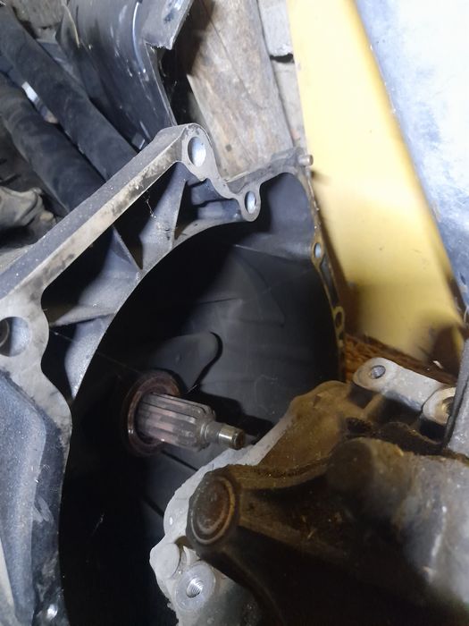 Скоростна кутия за бмв е46 320д