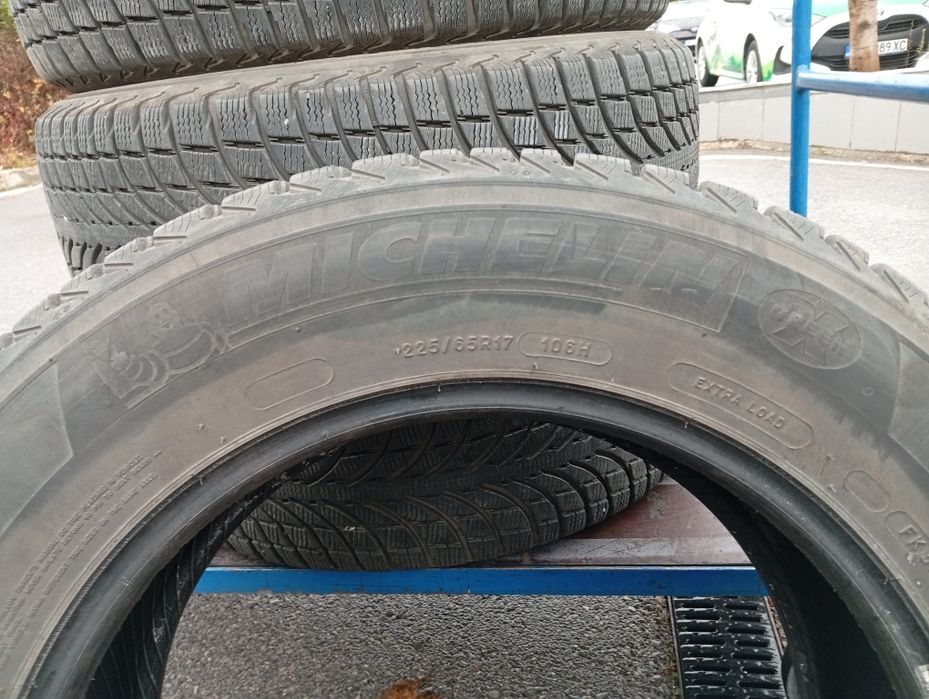 Зимни гуми 225/65/17 Мишелин