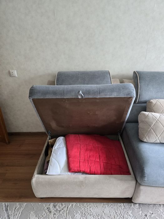 Продам диван в хорошем состоянии