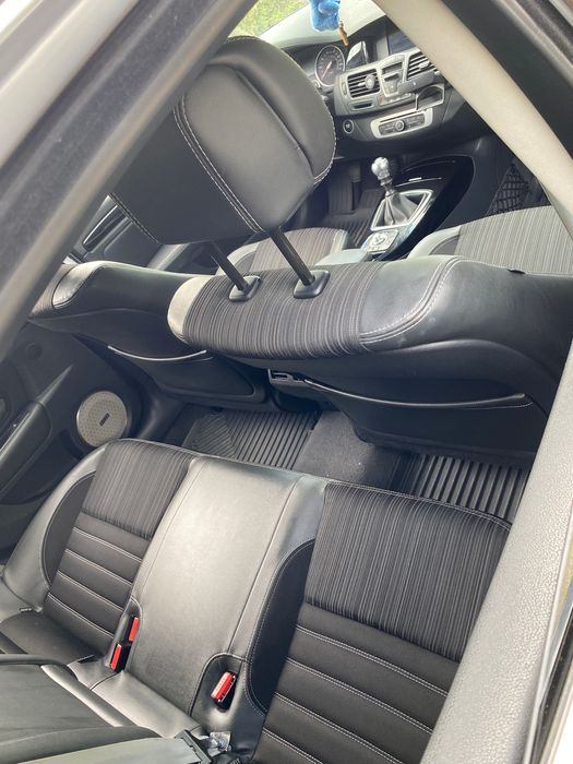 Renault Laguna 3 Bose 2014 2.0 dci schimb 4x4