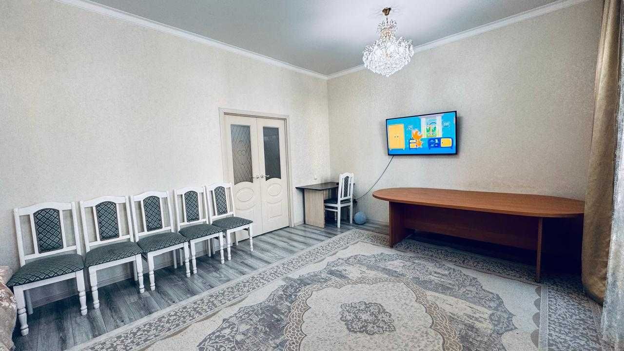 Продам 2-комнатную  квартиру в мкр Алтын Арка !