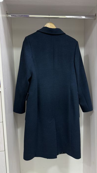 Пальто теплое в отличном состоянии