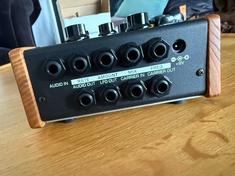 Moog MF-102 Moogerfooger Ring Modulator
