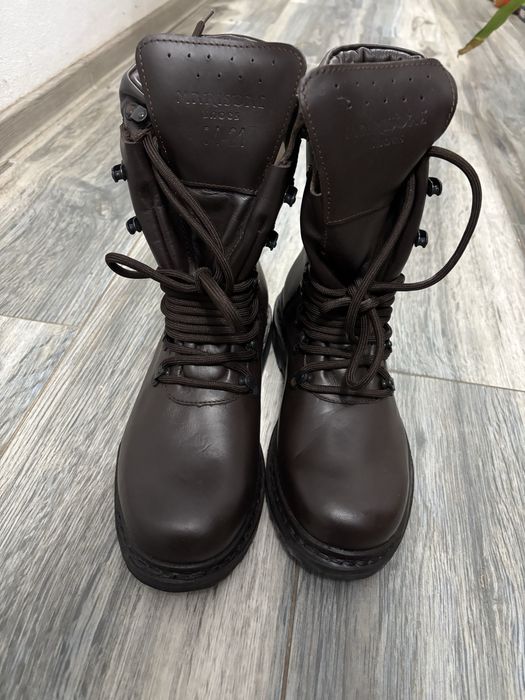 Bocanci militari