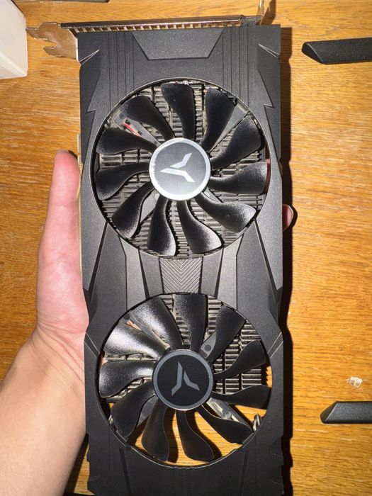 Продам видеокарту GTX 1050TI