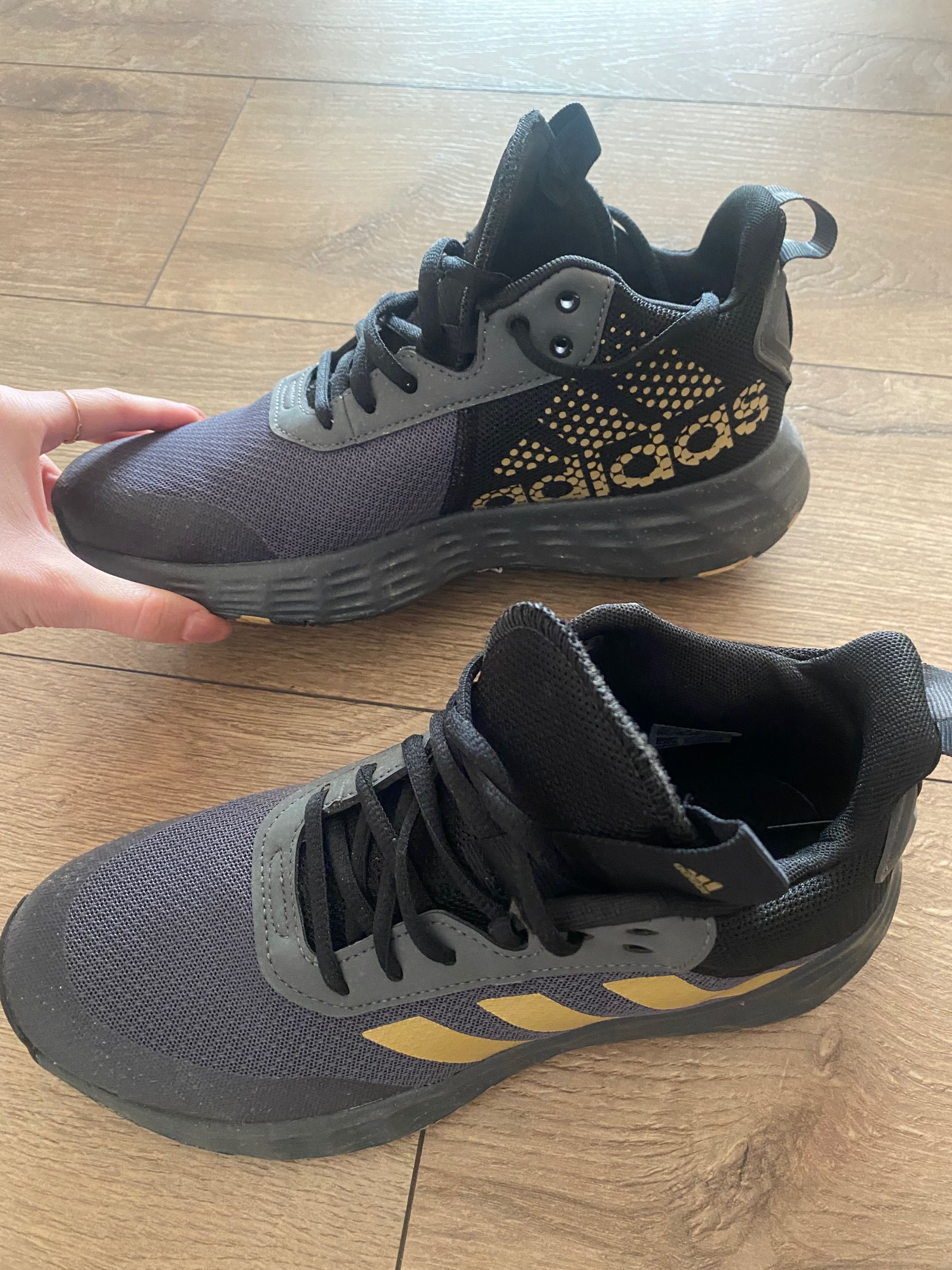 Спортни обувки Adidas