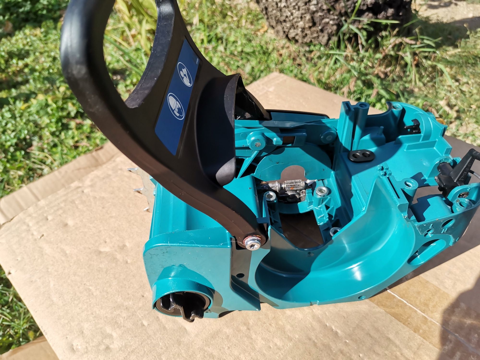 Бензинова резачка Makita SA3500S40B на части