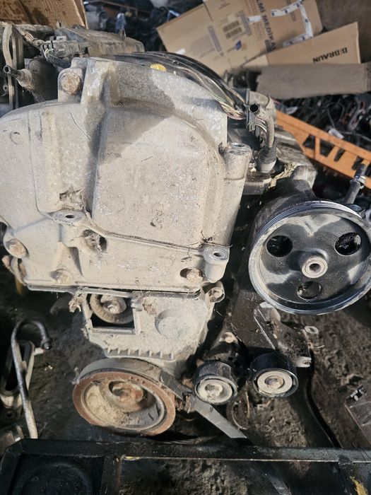 Chiulasa completa dacia logan 1.6 16valve