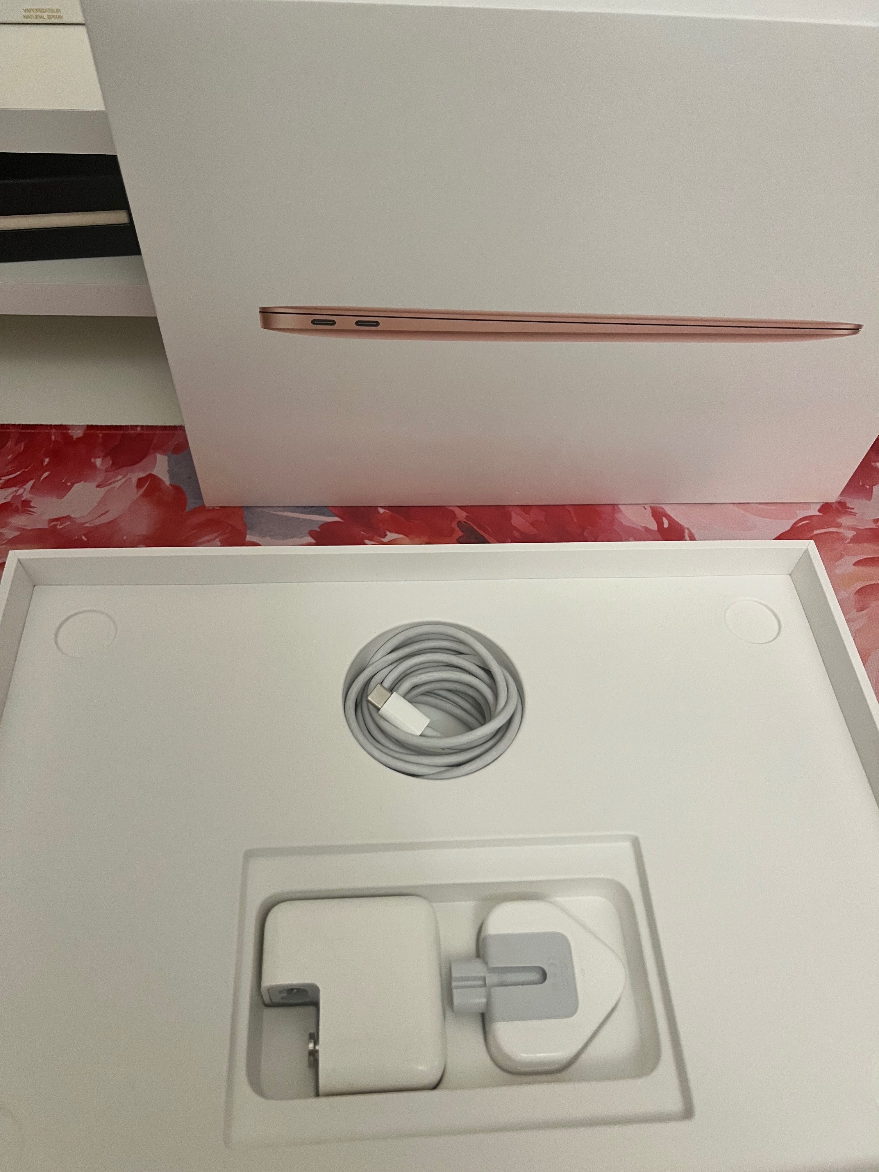 MacBook Air Rose gold M1 – 8GB RAM | 512GB SSD