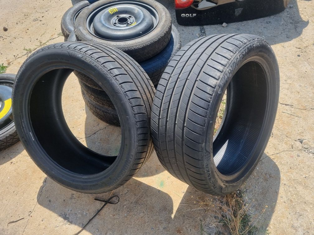 Две летни гуми 275/40/20 перфектни