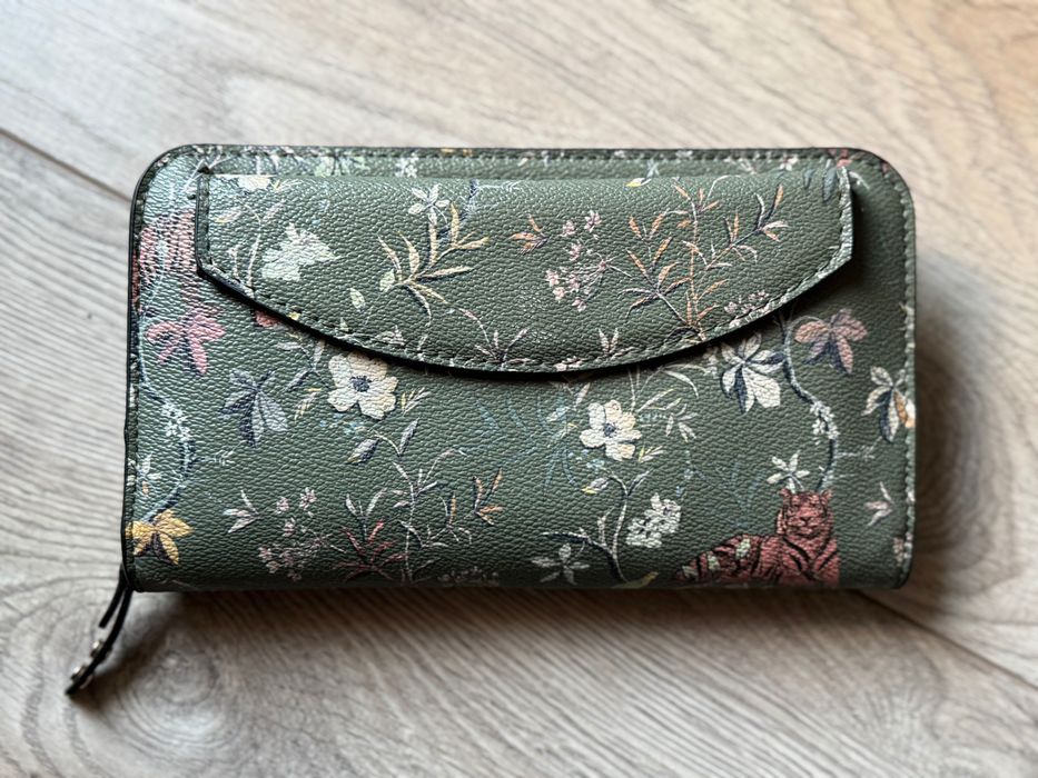 Портфейл Parfois