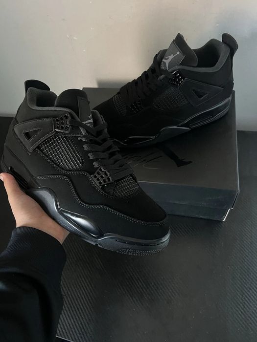Jordan 4 Black Cat noi