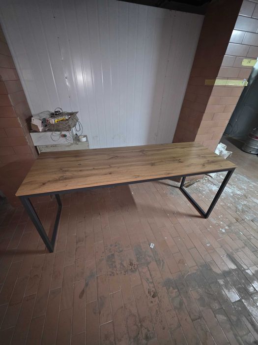 Стол,офисный, для личного использования