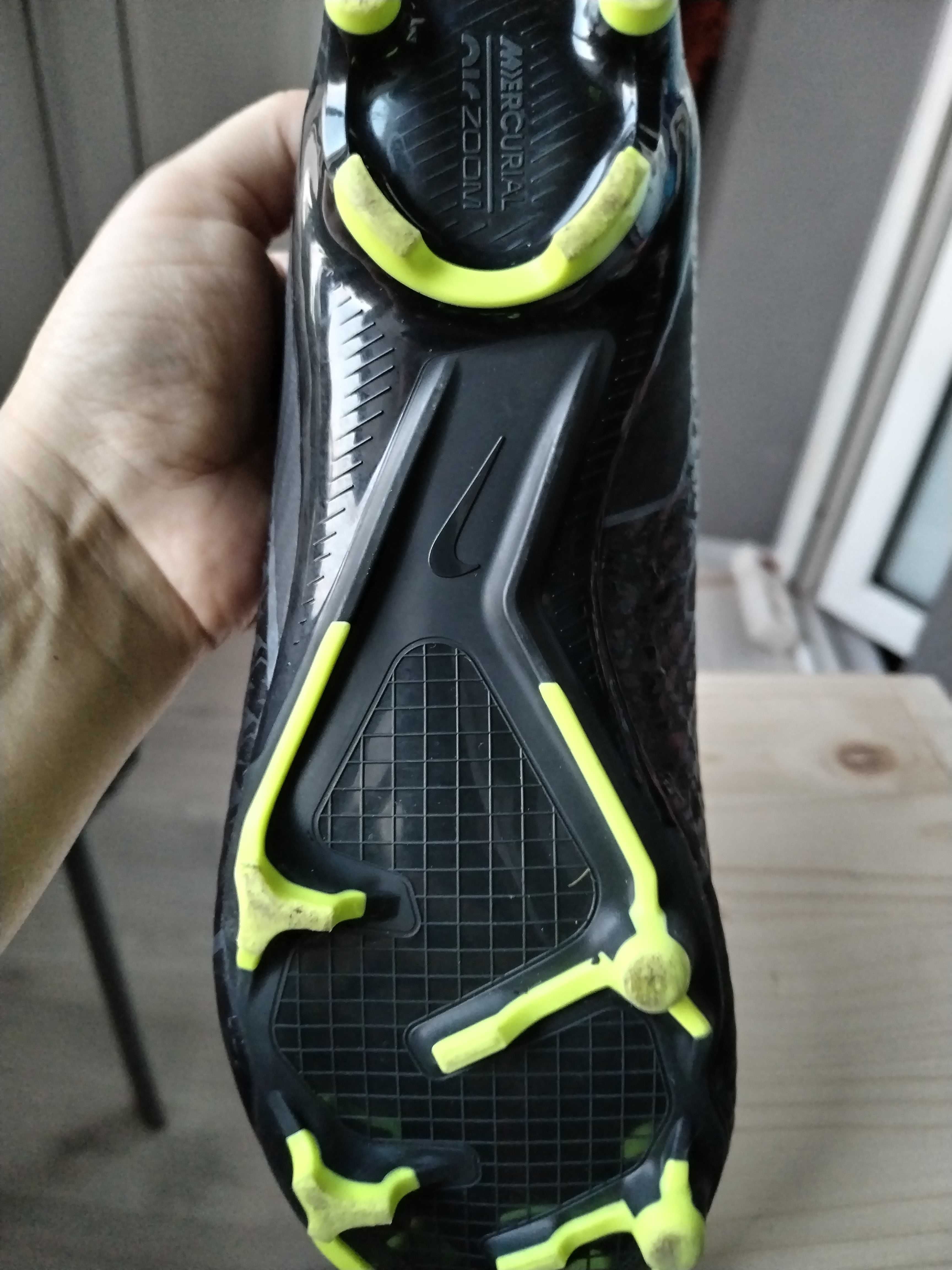 Vând Ghete Nike Mercurial