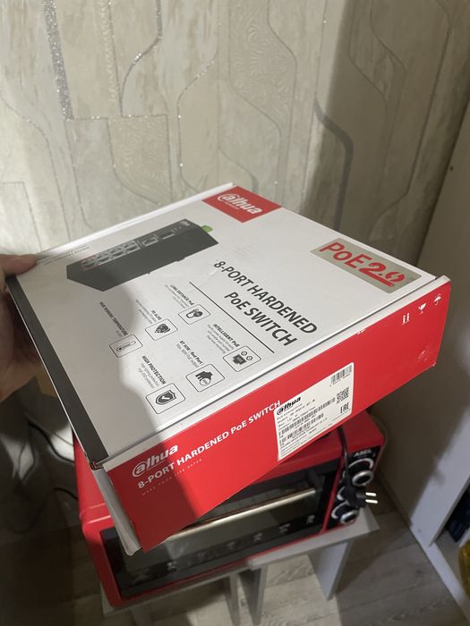 Продам пое комутаторы фирменые!