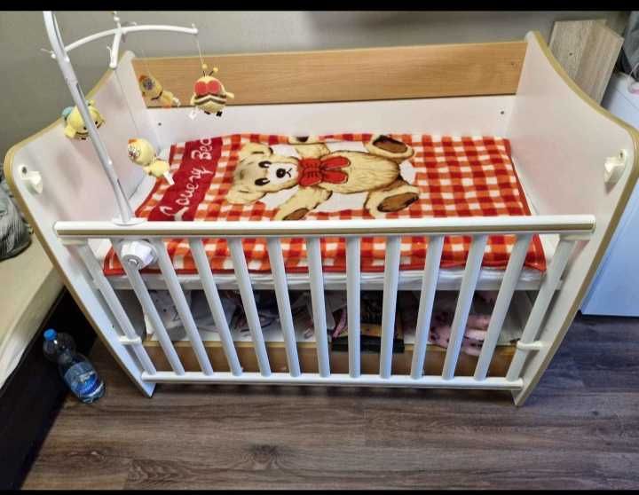 Pătuț pentru bebeluși