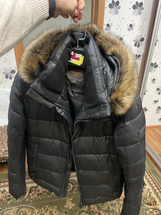 Продам зимнюю куртку