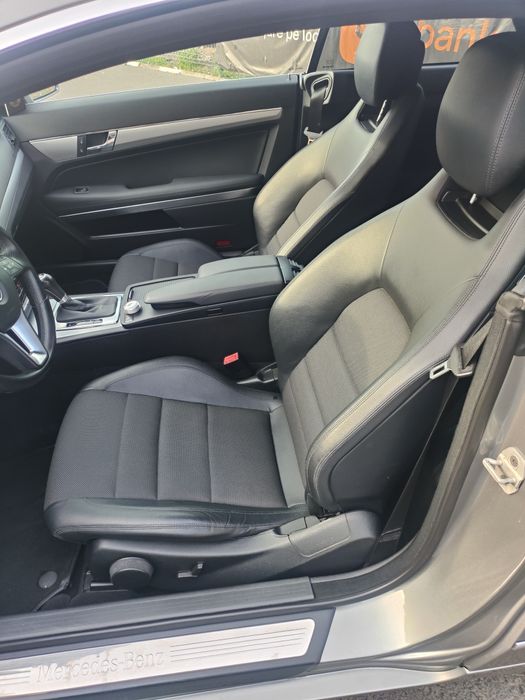 Mercedes E220-coupe, an 2013, cutie Automata,an 2013