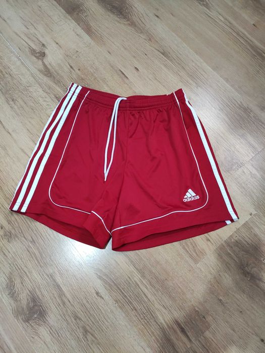 Pantaloni scurti Adidas marimea S