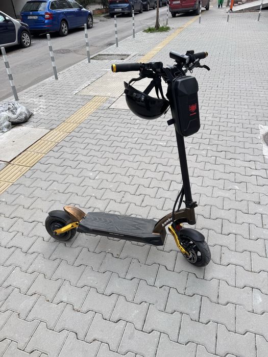 Електрическа тротинетка Kaabo Mantis 10 Каабо Мантис 10