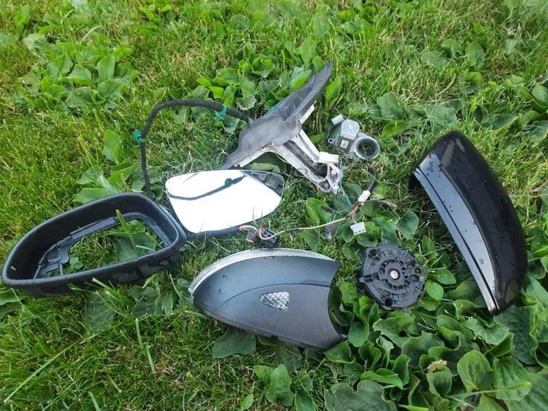 Piese oglinda passat cc 2008/2009/2010/2011