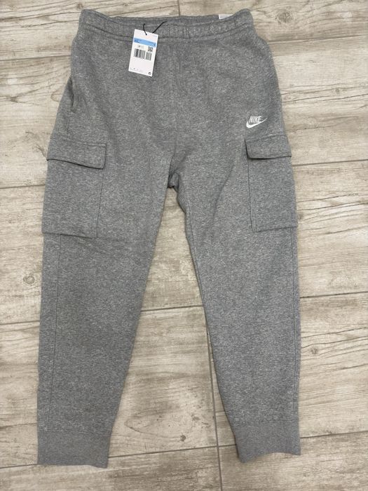Сиво карго долнище NIKE