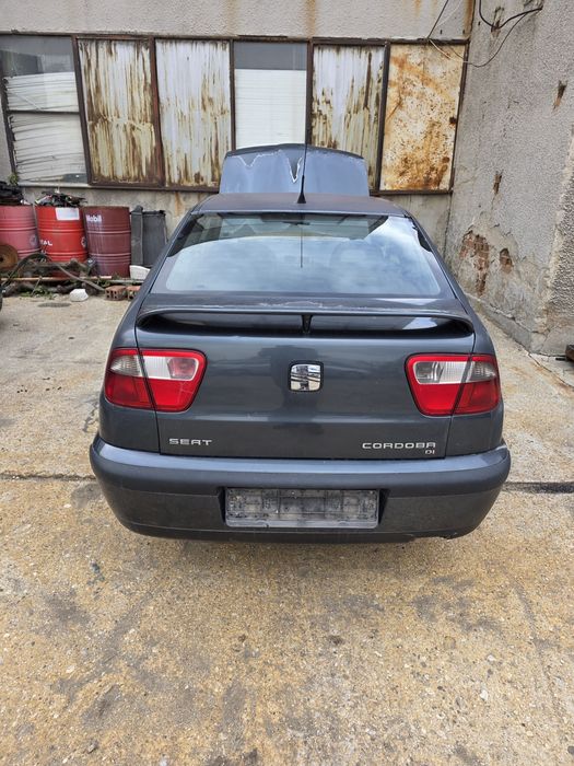 Seat Ibiza на части