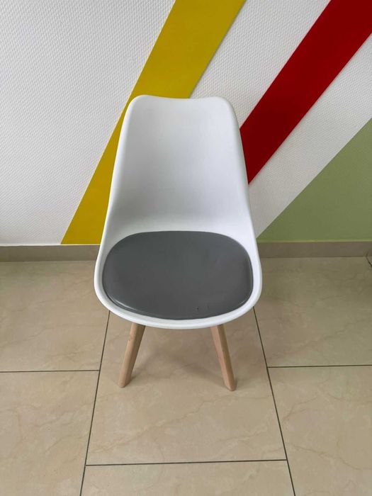 Продаются стулья (3 шт)