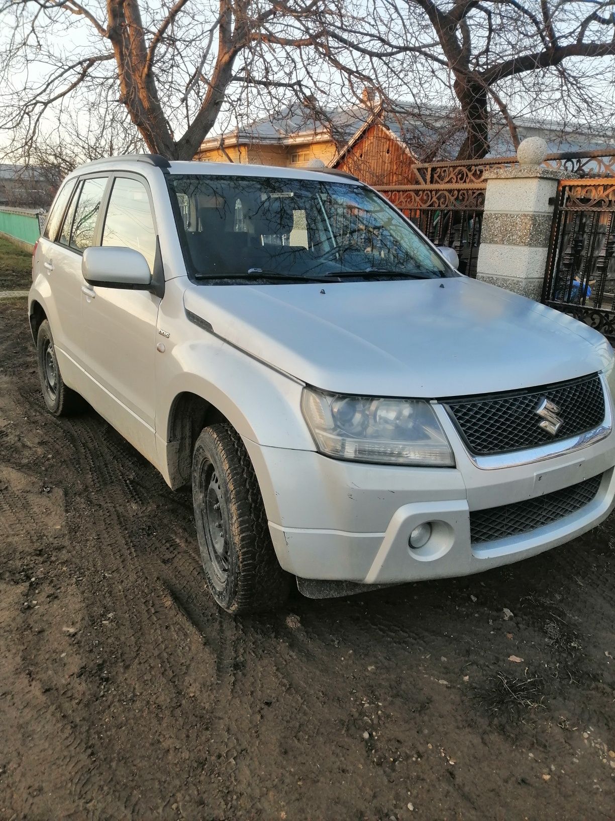 Suzuki grand vitara