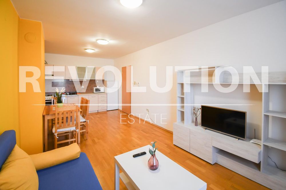 Дава се под наем Двустаен апартамент в София, Овча купел - 62 кв.м за 475 € - Снимка #1