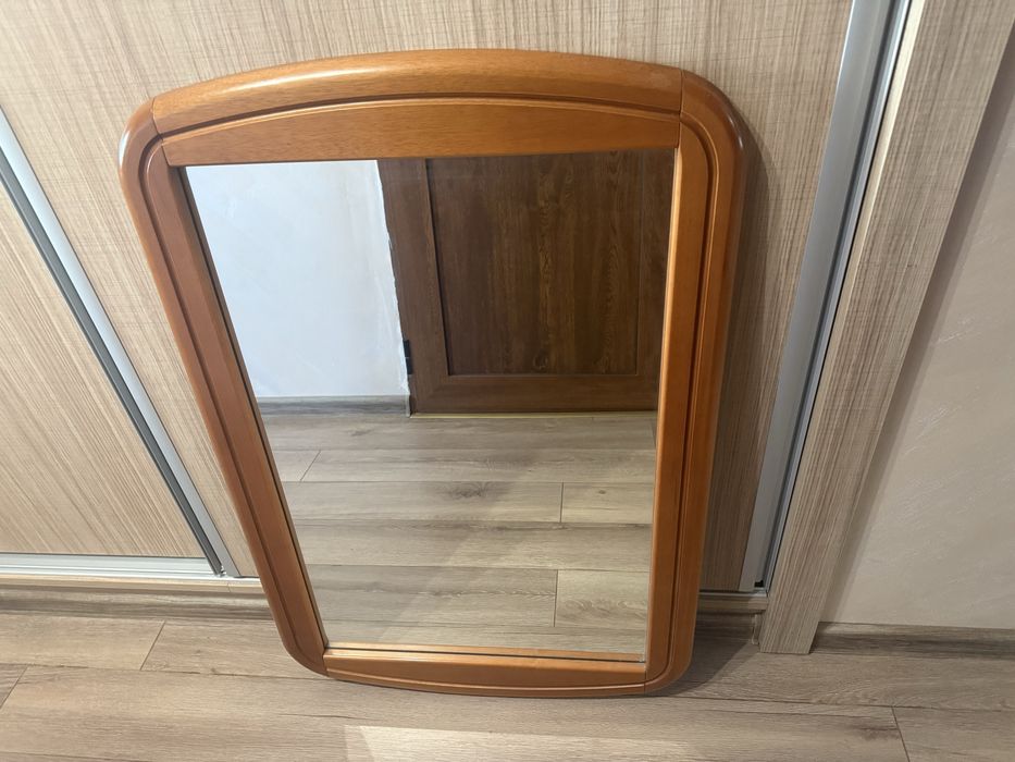 Огледала с рамки Стилни