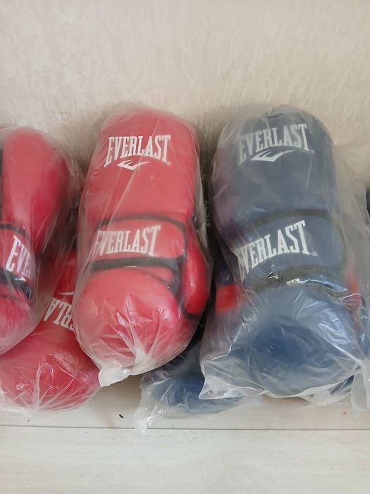 Боксёрские перчатки