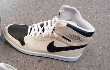 Adidași jordan Nike