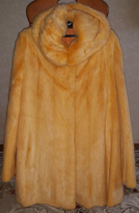 Шуба норковая женская