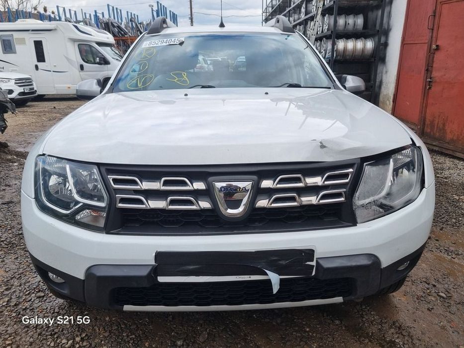Bara fata Dacia Duster Facelift 2013 - 2018 Blanc Glacier 369 (1384) model fara ...