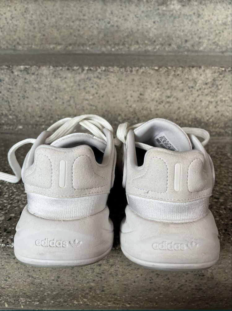Adidas маратонки