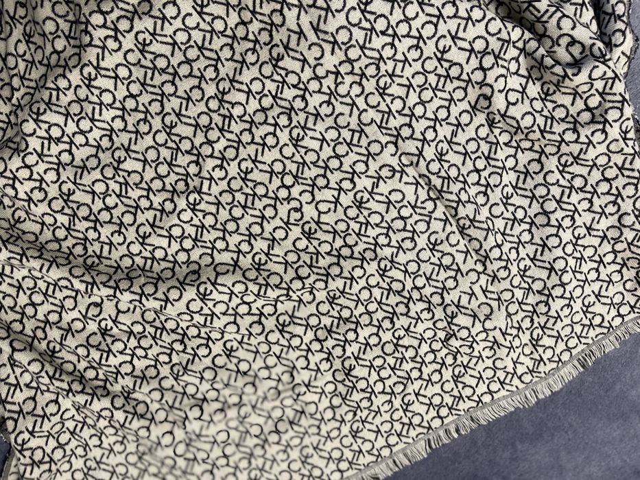 Esarfa/Sal Calvin Klein