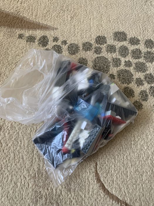 Мешочек с деталями конструктора, можно самим придумывать