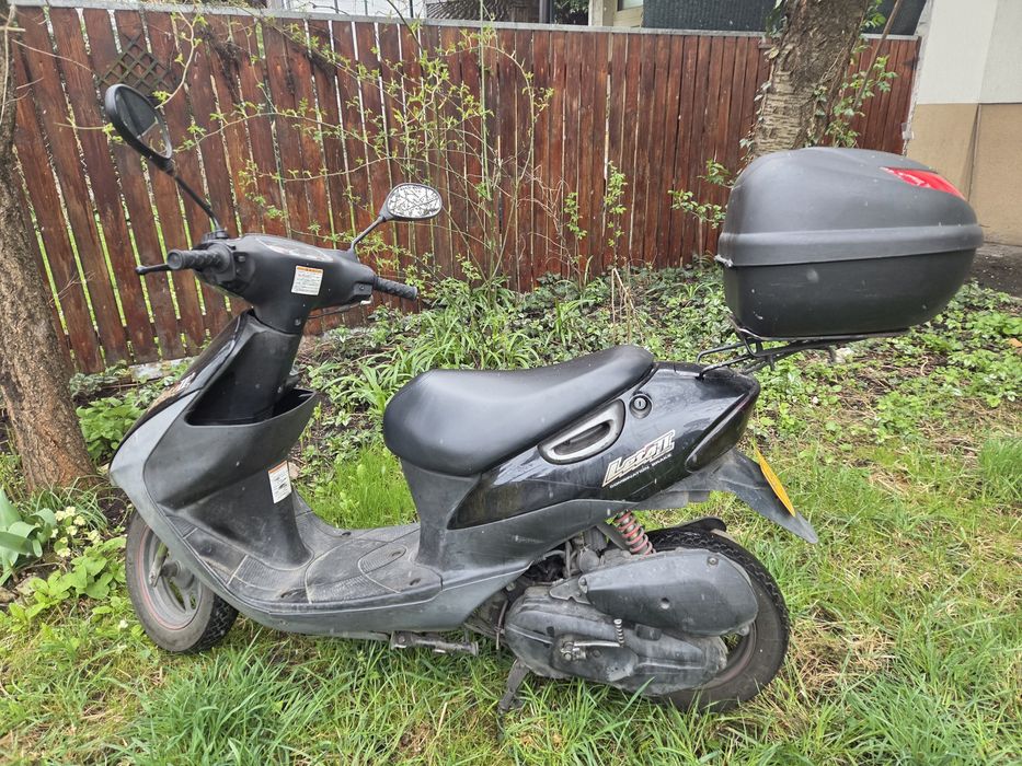 Vând Suzuki Let's 2