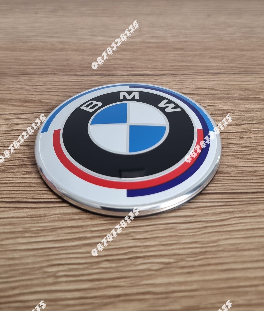 Емблеми за преден капак 82мм по стандарт на БМВ/ BMW F10,F11,F30,F31