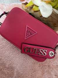 Дамски чанти guess