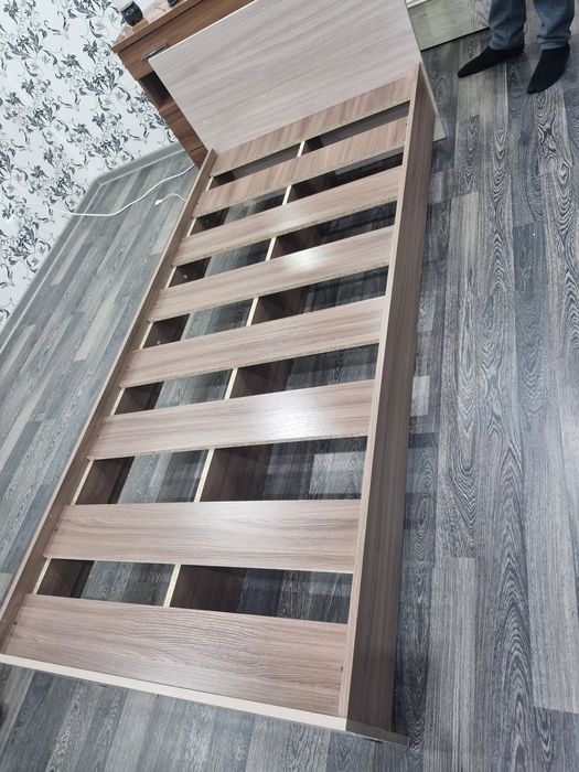 Кровать односпальная, матрас Askona