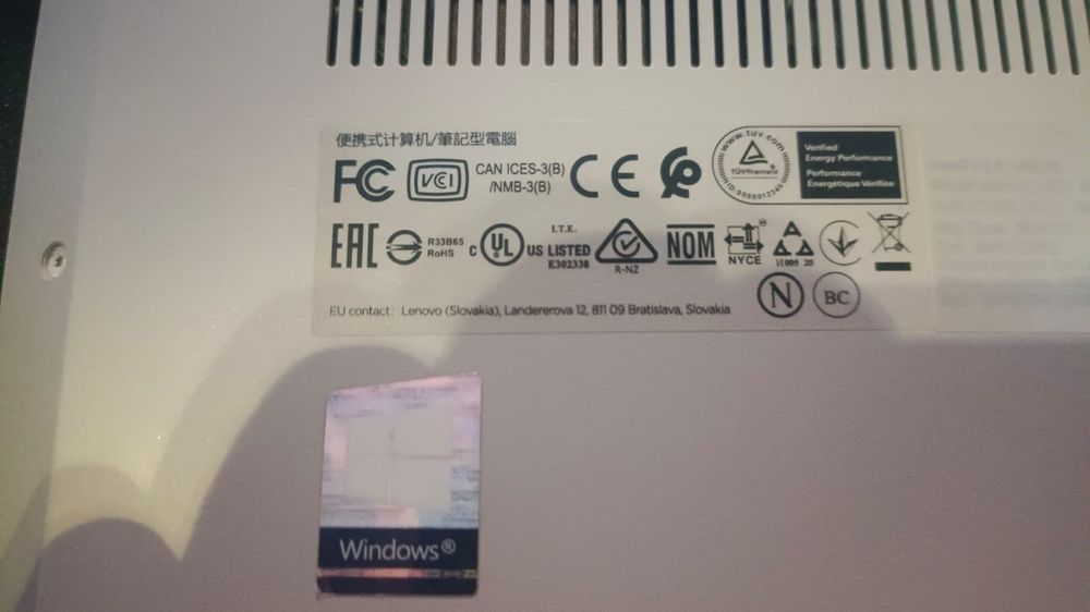 Ноутбук Lenovo 150000