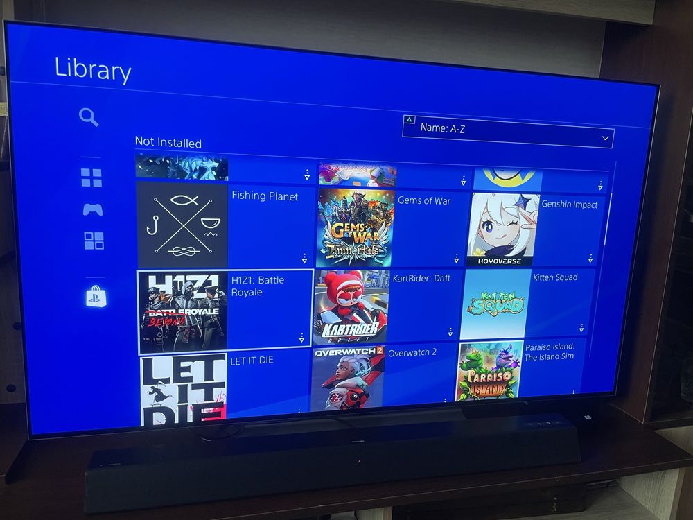 Перфектен Playstation 4 Pro с игри PS4